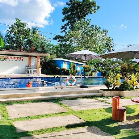 Reddoorz @ Sun Kissed Resort Guindulman Anda  Exterior photo